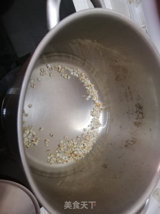 南瓜西红柿薏米汤的做法步骤：2