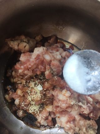 三鲜饺子的做法步骤：3