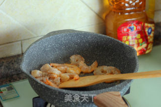 虾仁面筋的做法步骤：8