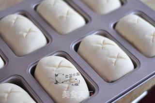 红豆奶油餐包的做法步骤：9