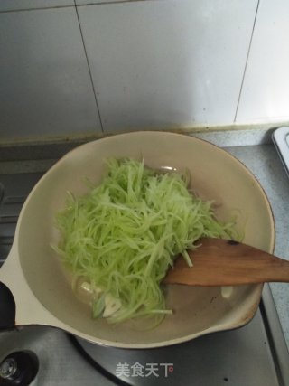 蒜片莴笋的做法步骤：5