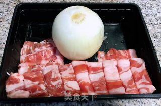 肥羊盖浇饭的做法步骤：1
