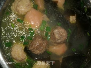 丸子莲藕海带汤的做法步骤：7