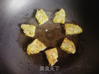 香煎榆钱窝窝的做法步骤：5