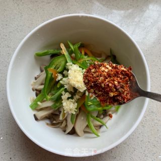 手撕杏鲍菇的做法步骤：5