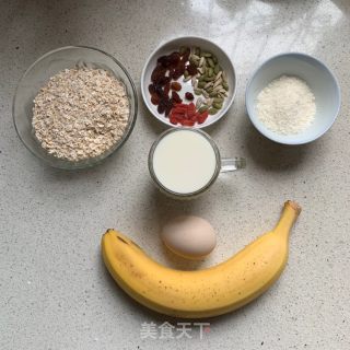 香蕉烤燕麦的做法步骤：1
