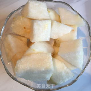胡萝卜梨汁的做法步骤：2
