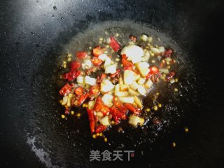 炝拌芦蒿的做法步骤：6