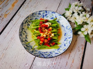 炝拌芦蒿的做法步骤：8