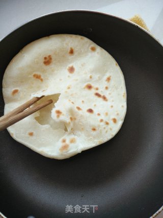 鸡蛋灌饼的做法步骤：12