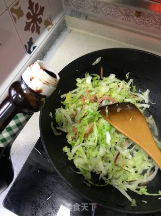 甘蓝炒饼的做法步骤：7
