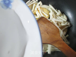 白玉菇烧鲜素鸡的做法步骤：5
