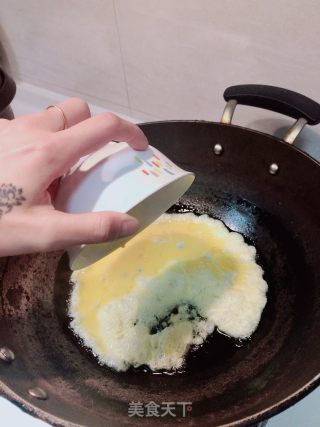 炒牛肉河粉的做法步骤：5
