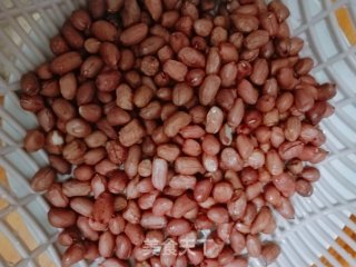 五香烤花生（电饼铛版）的做法步骤：1