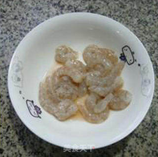 虾仁茭白炒青菜的做法步骤：2