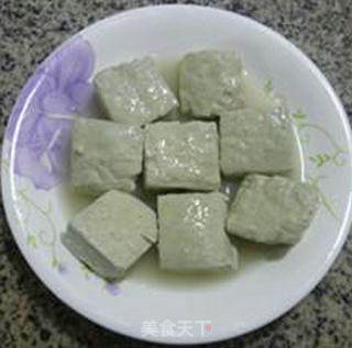 咸肉蒸臭豆腐的做法步骤：3