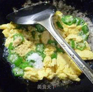 秋葵炒鸡蛋的做法步骤：9
