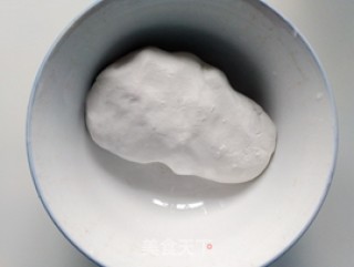 荠菜虾皮饼的做法步骤：2