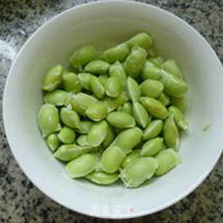 毛豆凤尾虾冬瓜的做法步骤：2