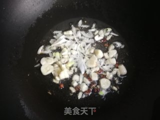 清炒马兰头的做法步骤：4