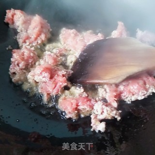 腌菜炒春笋的做法步骤：7
