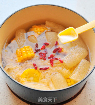 竹荪玉米汤的做法步骤：5