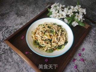 马兰头炒千张的做法步骤：11