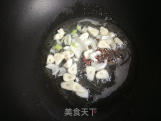 香辣酱炒马兰头的做法步骤：3