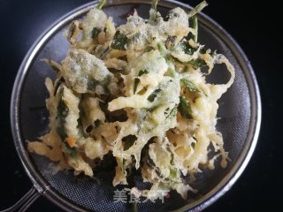 炸香椿鱼儿的做法步骤：7