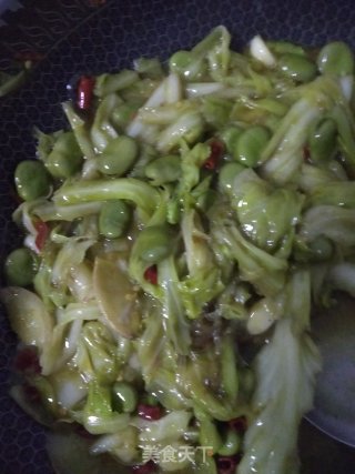 包菜蚕豆炖粉丝的做法步骤：6