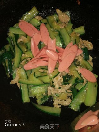 肉片黄瓜炒火腿肠的做法步骤：4