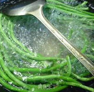 芽菜肉末炒带豆的做法步骤：5