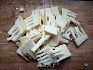 扁豆春笋蒸卤面的做法步骤：3