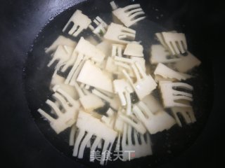 扁豆春笋蒸卤面的做法步骤：5