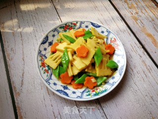 扁豆炒春笋的做法步骤：10