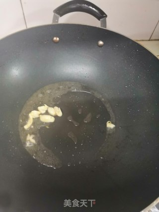 清炒马兰头的做法步骤：3