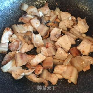五花肉焖春笋的做法步骤：4