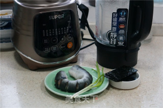 鲜鳗海苔汤的做法步骤：1