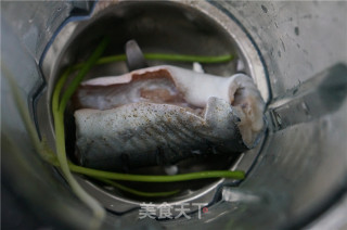 鲜鳗海苔汤的做法步骤：2