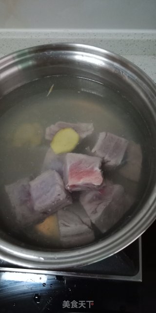 腌笃鲜的做法步骤：3