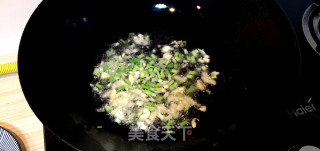 没刺的鱼肉，番茄鱼汤的做法步骤：4