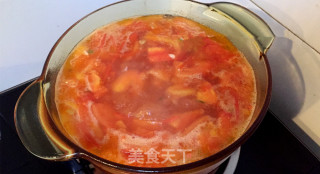 没刺的鱼肉，番茄鱼汤的做法步骤：7