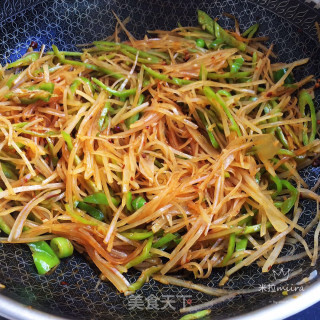 香辣青椒土豆丝的做法步骤：9