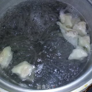 蕨菜云吞酸辣粉的做法步骤：5