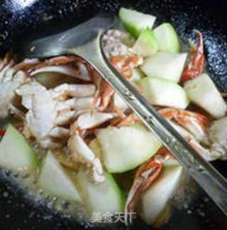 蒲瓜炒花蟹的做法步骤：8
