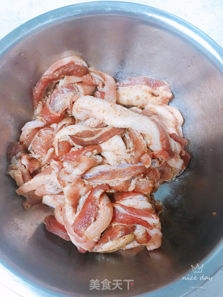 粉蒸肉的做法步骤：3