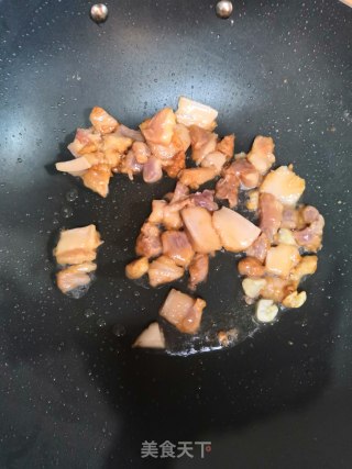 韭黄炒豆腐干的做法步骤：2