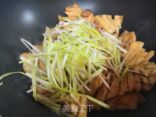 韭黄炒豆腐干的做法步骤：4