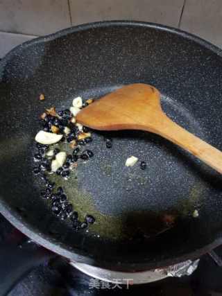 豆豉炒苦瓜的做法步骤：5