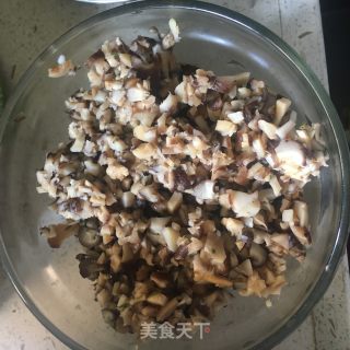 燕麦冬菇猪肉饺的做法步骤：2